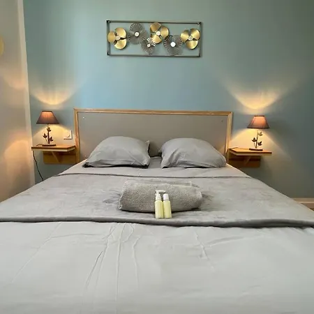 Le Voyage Bleu, Clim Parking Apartman