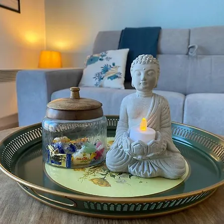 Le Voyage Bleu, Clim Parking *